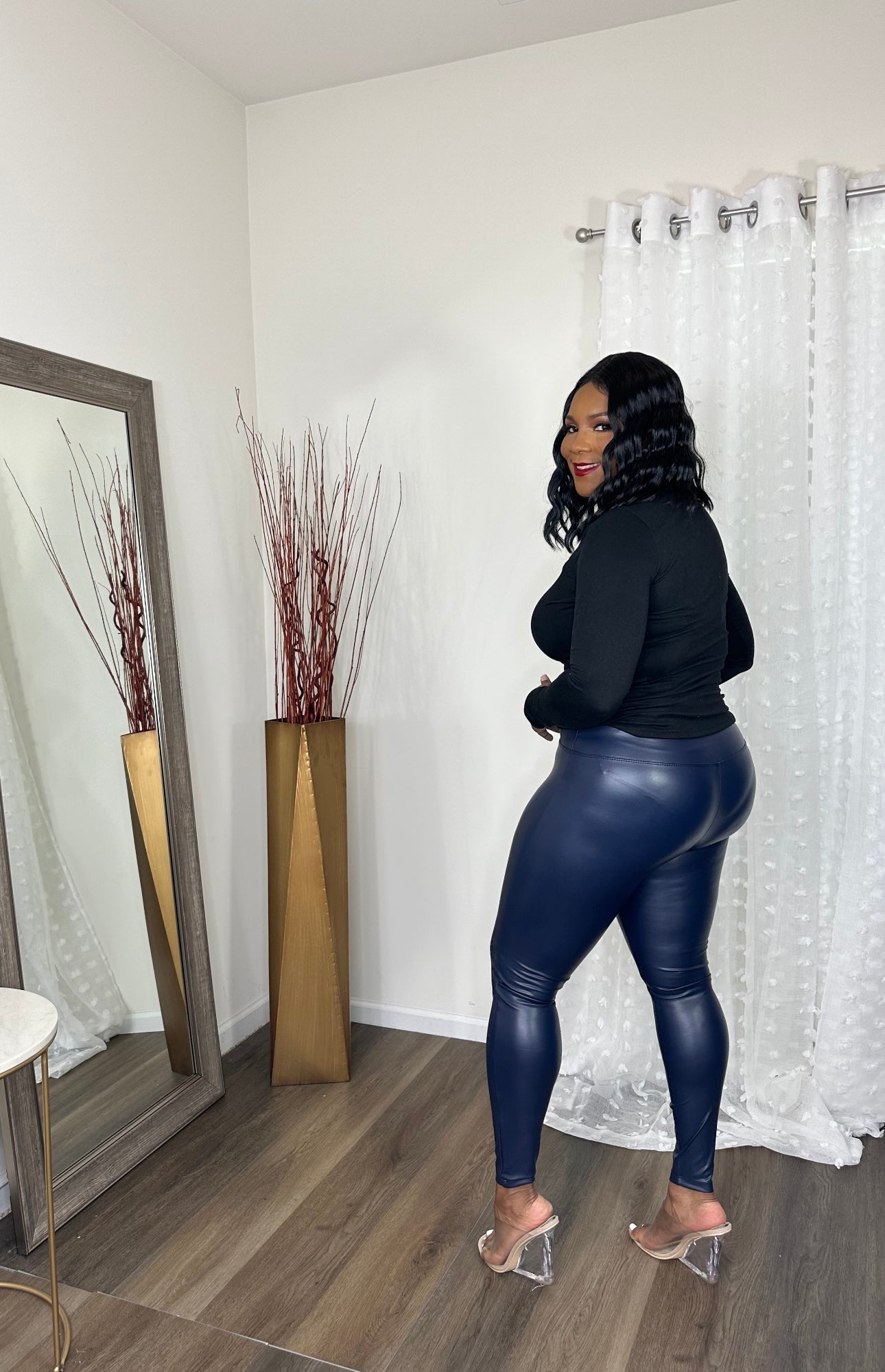 Leather 2025 leggings hot